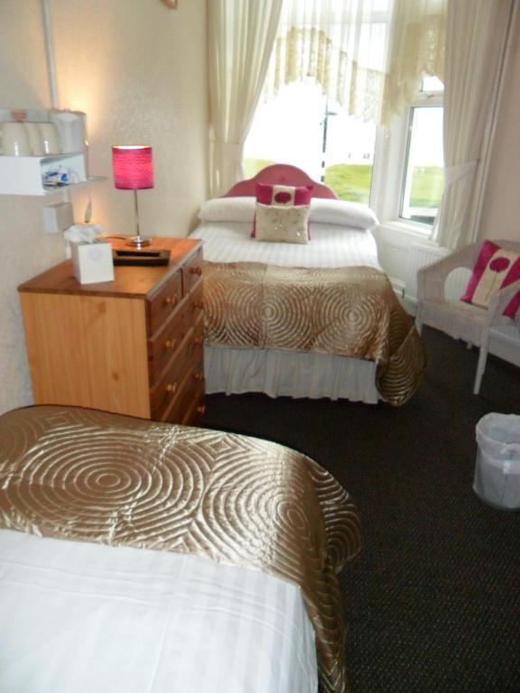 Lyric Hotel Blackpool Room photo